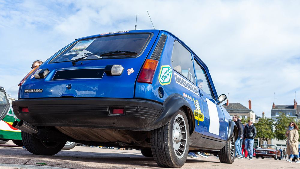 Renault 5 alpine en photos sur le site cars of the legend