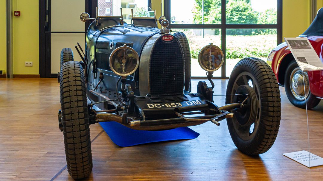 prestige auto beaune bugatti