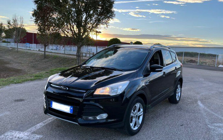 FORD KUGA 2.0TDCI 140 TITANIUM