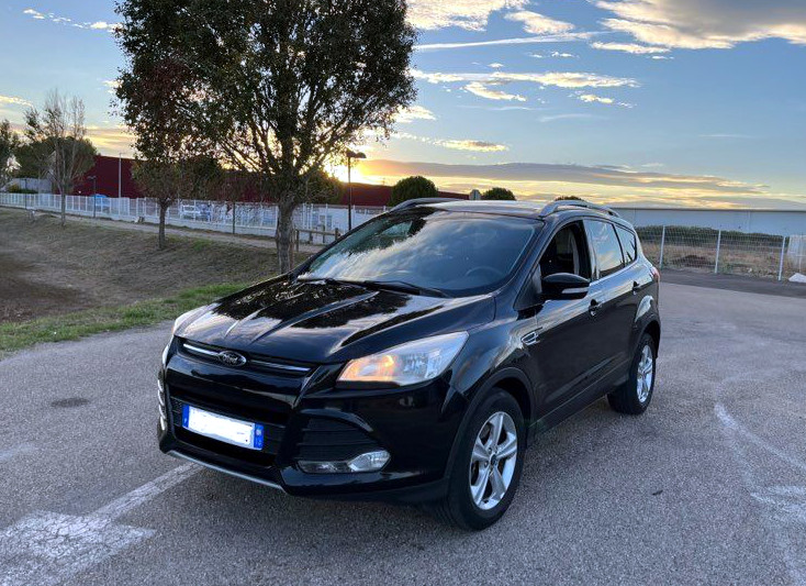 FORD KUGA 2.0TDCI 140 TITANIUM