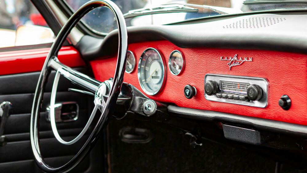 Volkswagen Karmann Ghia