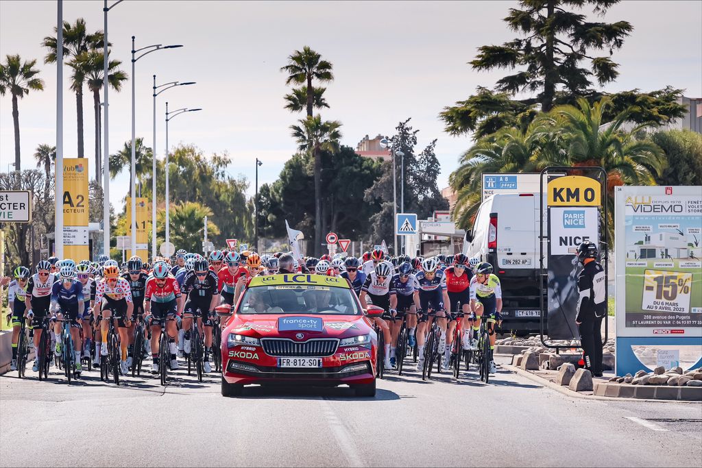 Škoda at the start of its 20th Tour de France: the love affair with cycling continues
