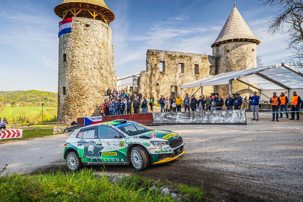 Sept Škoda Fabia RS Rally2 terminent dans le top 10 de la catégorie WRC2