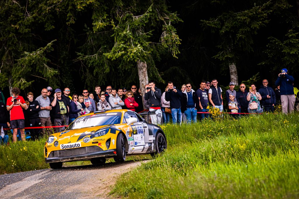 27 FONTALBA Gregory, HERMET Stephan, Alpine A110, action during the Rallye Rhône Charbonnières 2022, 2nd round of the Championnat de France des Rallyes 2022, from April 28 to 30 in Charbonnières-les-Bains, France - Photo Bastien Roux / DPPI