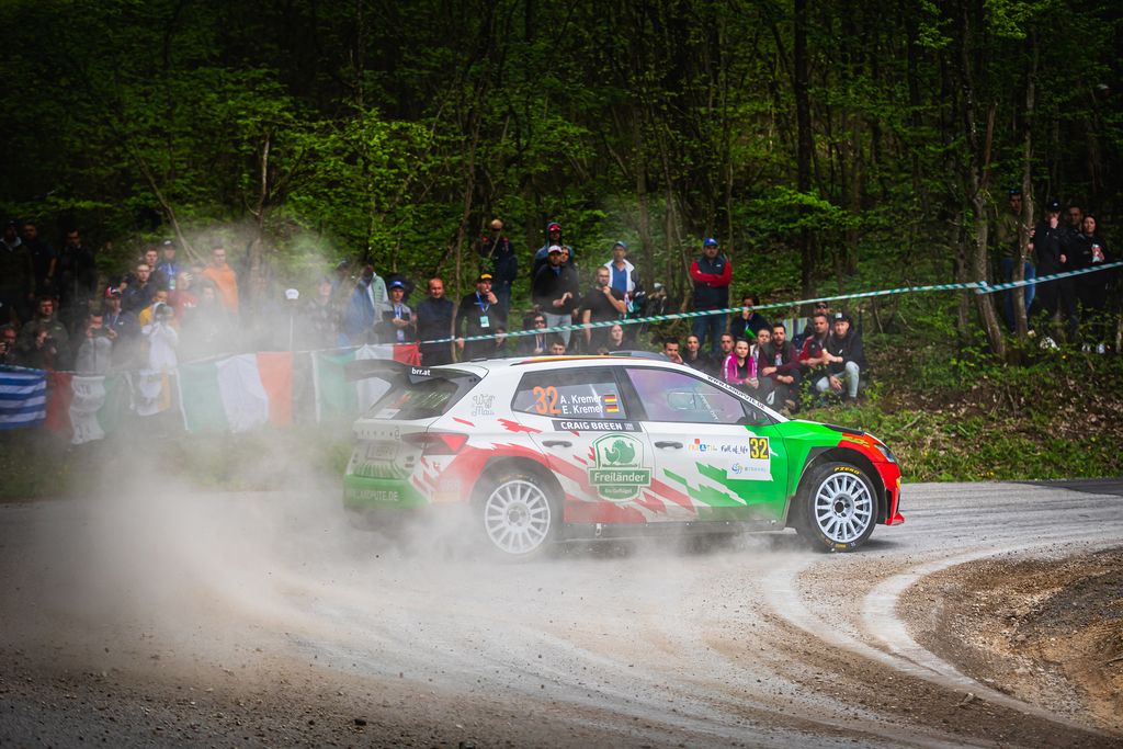 Sept Škoda Fabia RS Rally2 terminent dans le top 10 de la catégorie WRC2