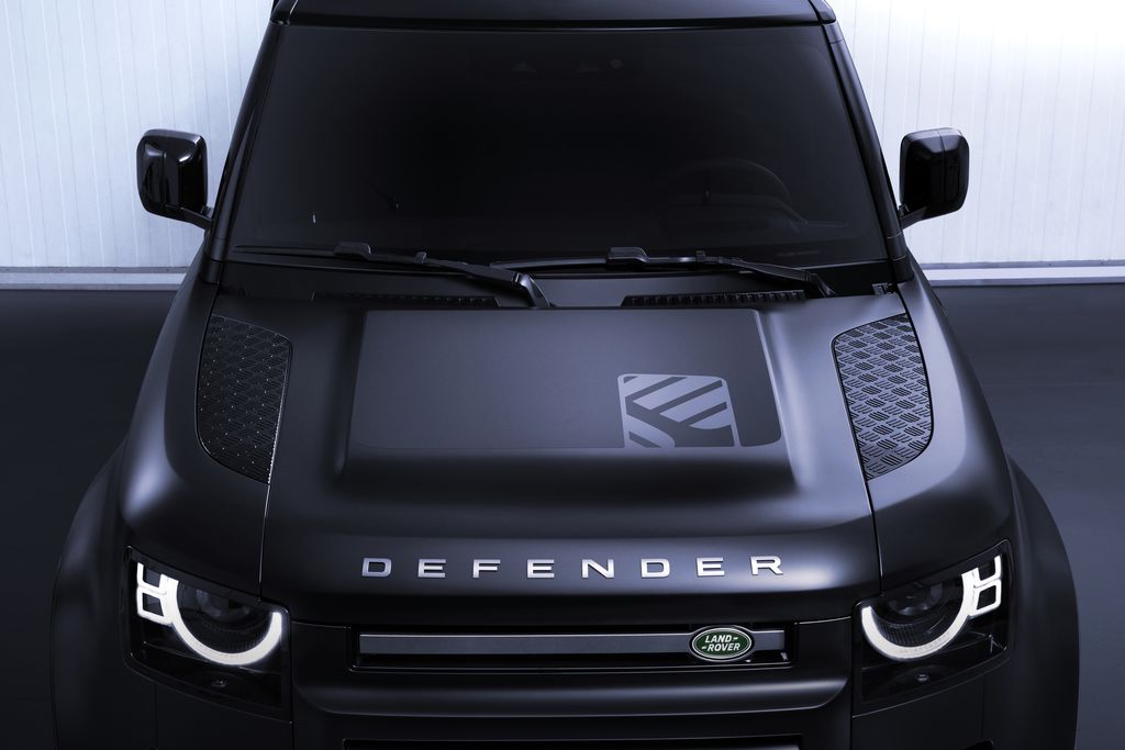 La gamme DEFENDER s'enrichit avec de nouvelles offres dont le luxueux DEFENDER 130 OUTBOUND