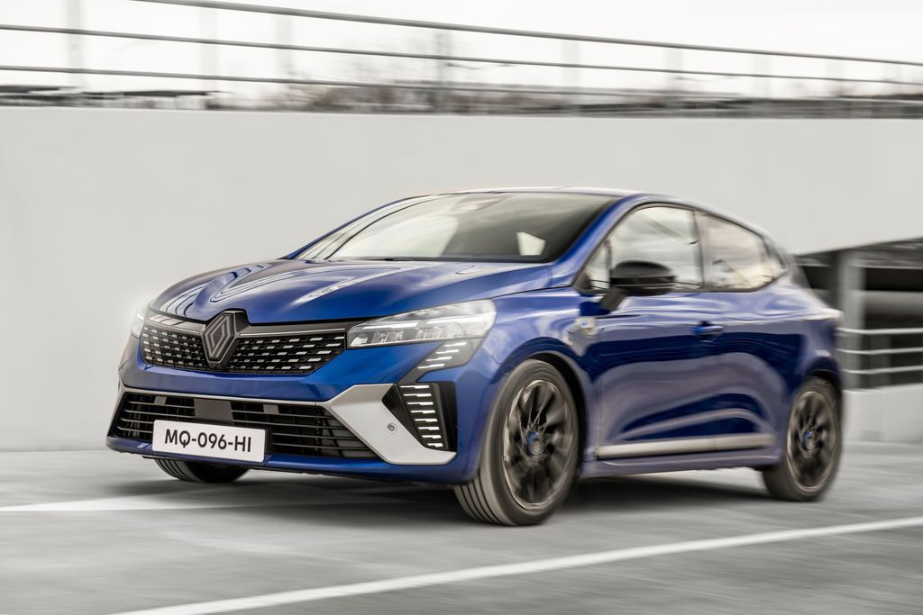 New Renault Clio: the benchmark for versatile city cars ushers in a new style