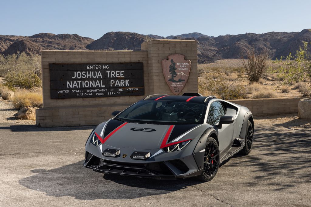 Lamborghini Huracán Sterrato: California Drifting
