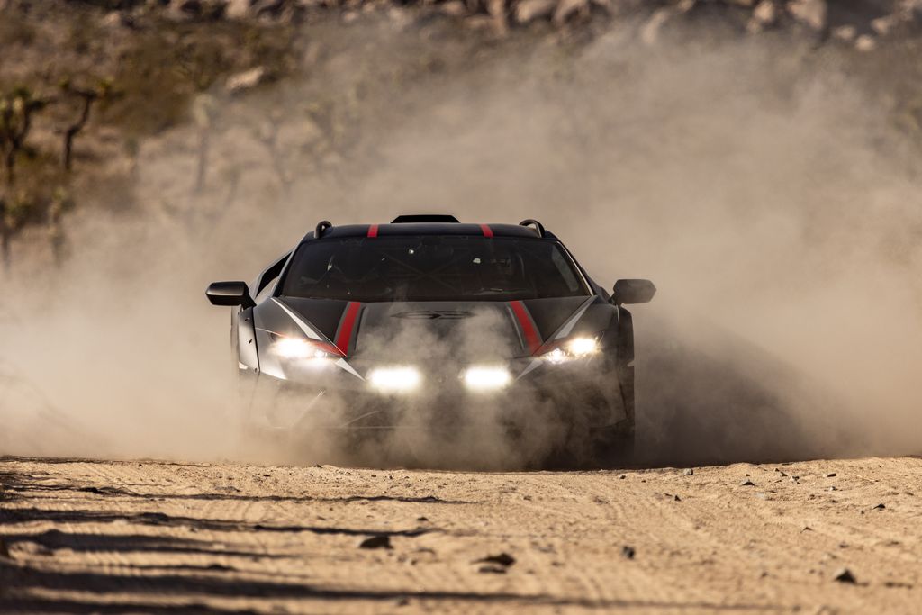 Lamborghini Huracán Sterrato : California Drifting