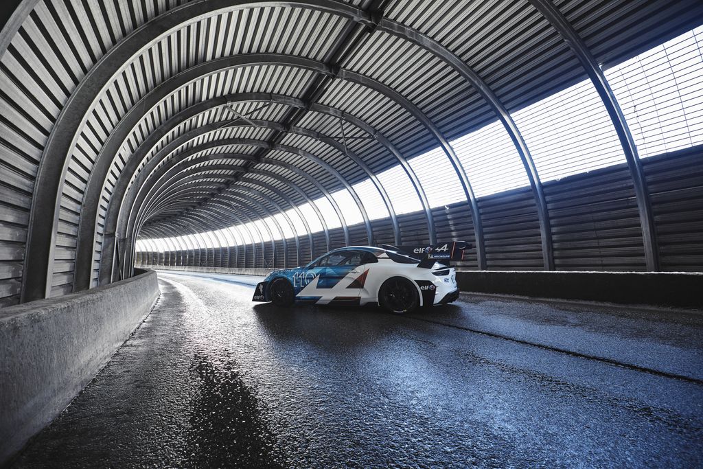 Alpine A110 Pikes Peak : en route vers les sommets !