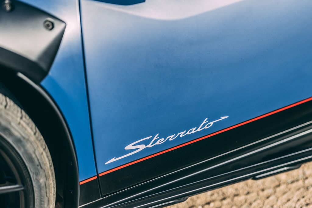 Lamborghini Huracán Sterrato : California Drifting
