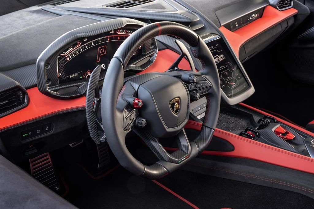 Lamborghini Revuelto le tonnerre rencontre la foudre