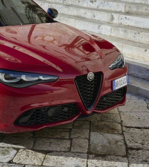 Tributo Italiano Alfa Romeo présente sa première série spéciale mondiale