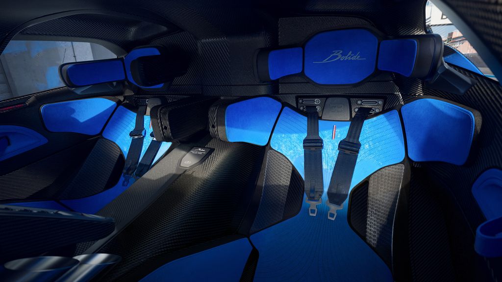 Bugatti dévoile le cockpit de la Bugatti Bolide réservée au circuit