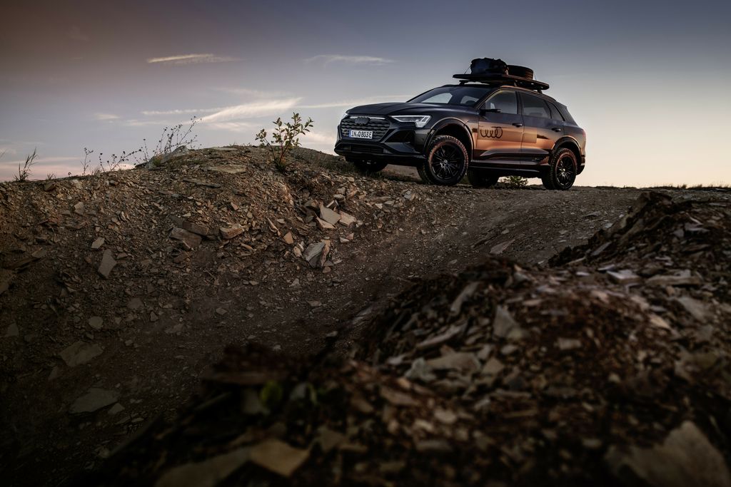 Audi Q8 e-tron Dakar Edition : a l’aise aussi bien sur route qu’en dehors