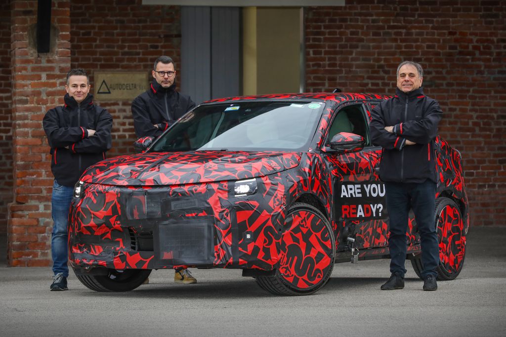 La nouvelle Alfa Romeo Milano prend vie au Centre d'essais de Balocco.