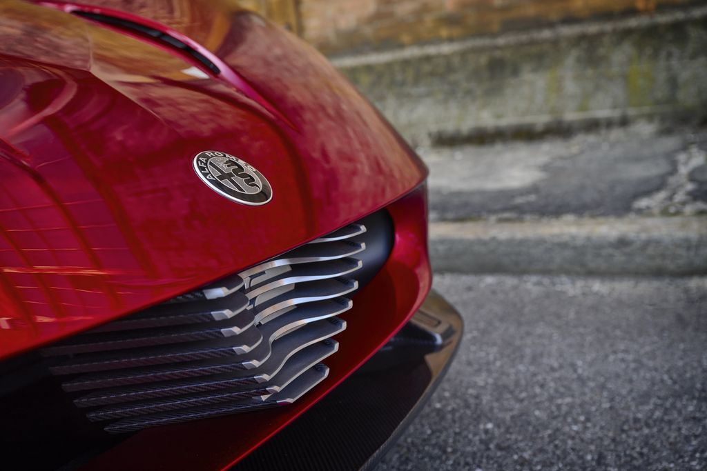 Alfa Romeo lance le 33 Stradale Day 