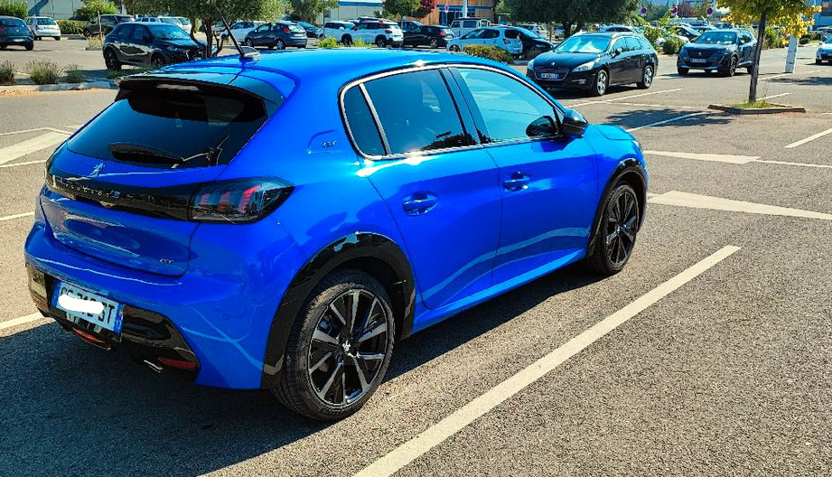 208 GT Pack 105cv diesel