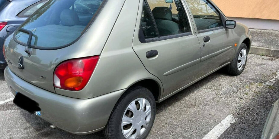 Vend Ford Fiesta 4