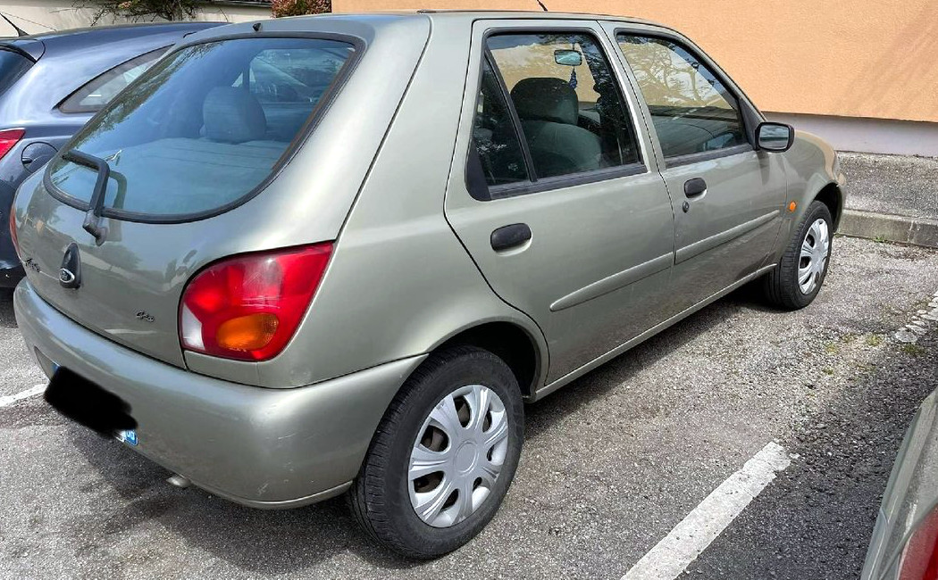 Vend Ford Fiesta 4