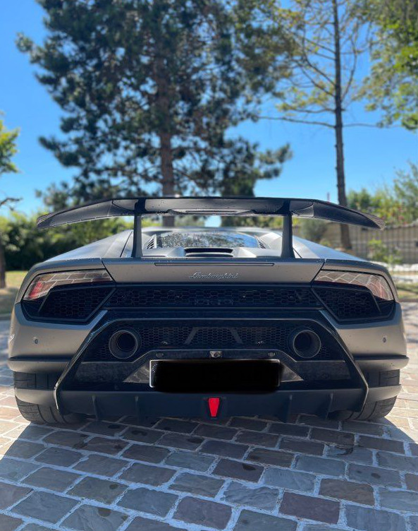Lamborghini Huracan Performante LP640 4