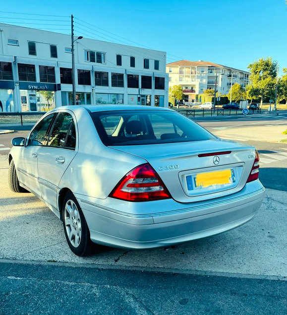 Mercedes C200