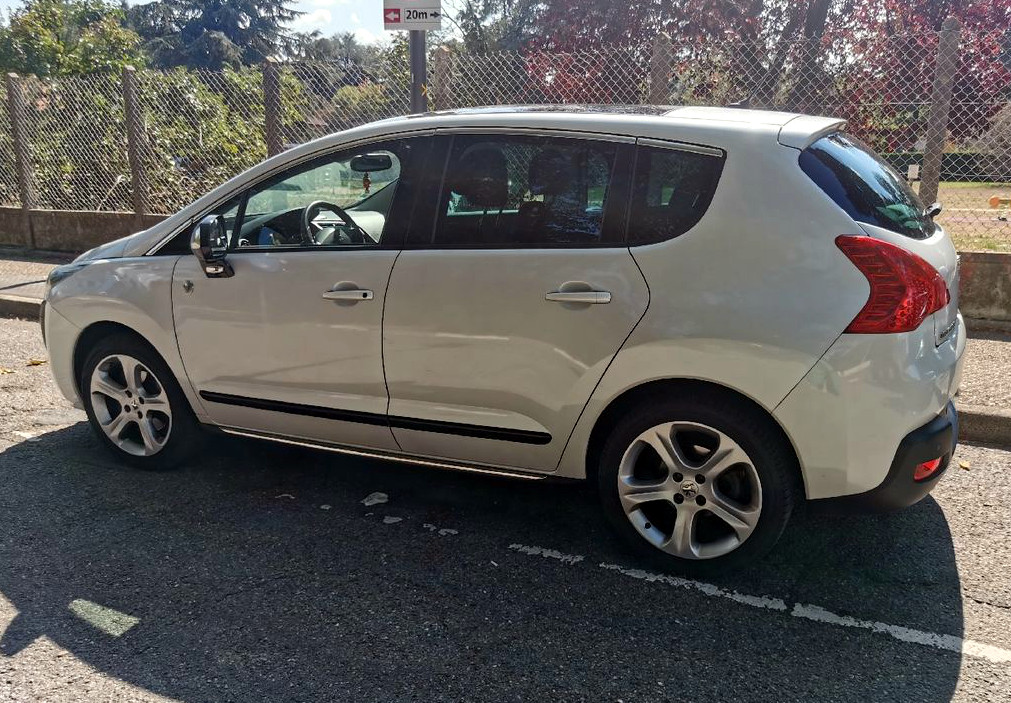 Peugeot 3008 Roland Garros