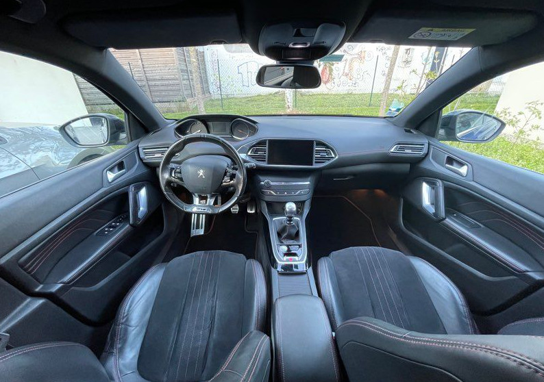 Peugeot 308 GT 1.6 e-Thip 205