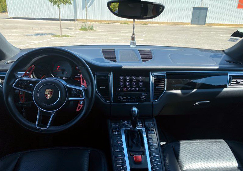 Porsche Macan S