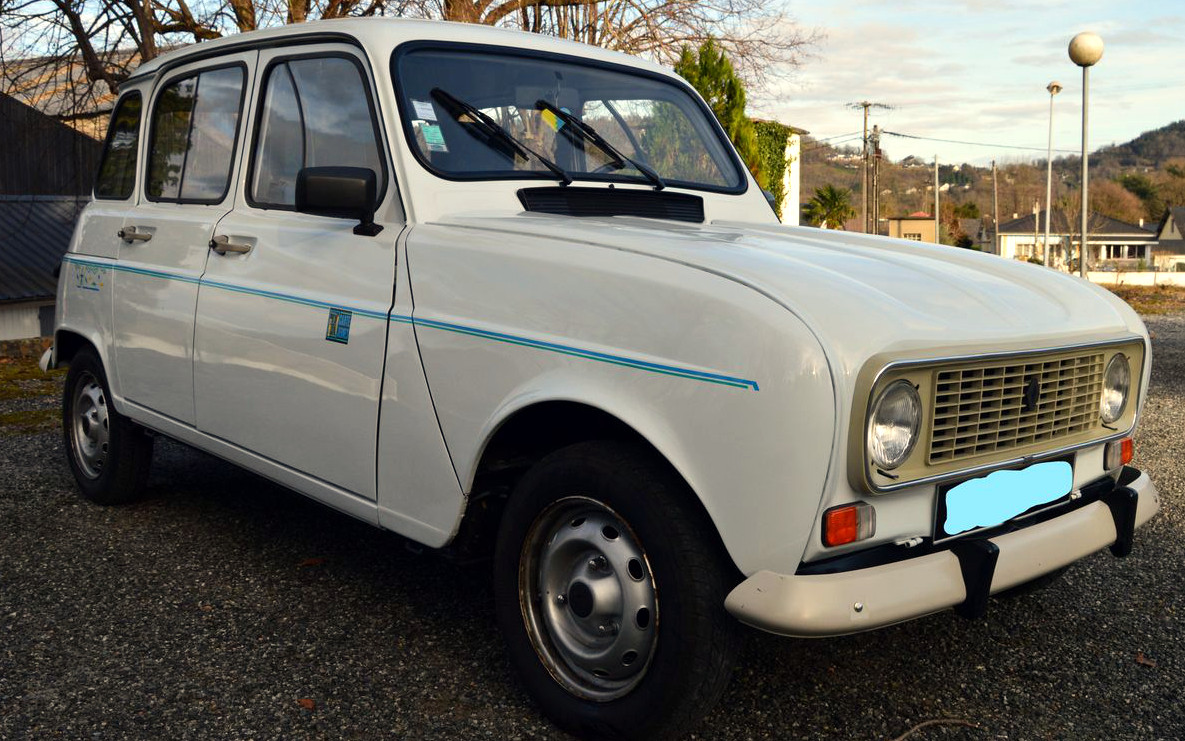 Renault 4L TL carte jeune