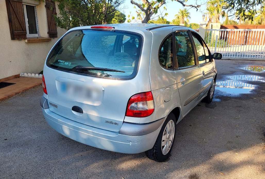 Scenic 1.6 16V 107cv