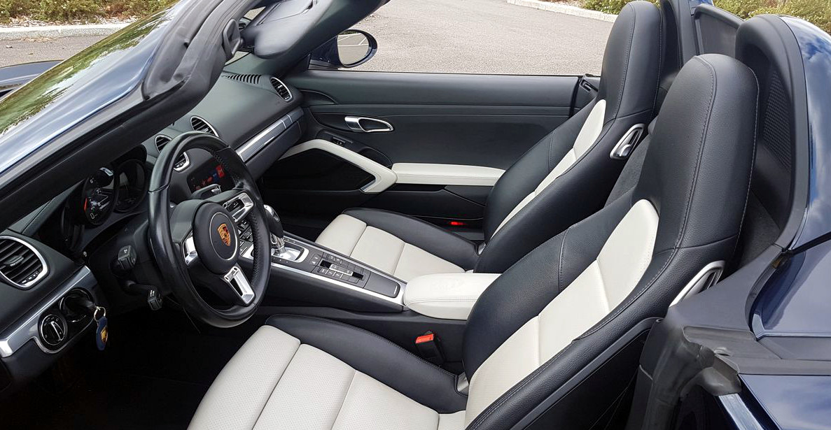 Porsche 718 Boxster cabriolet