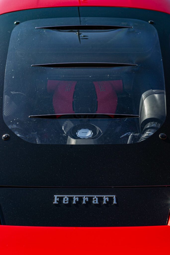 moteur de la Ferrari F8 Tributo infos et photos sur cars of the legend